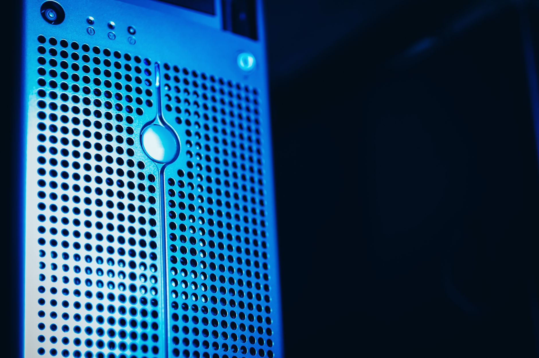 Why UK Businesses Are Switching from Shared Hosting to VPS in 2023