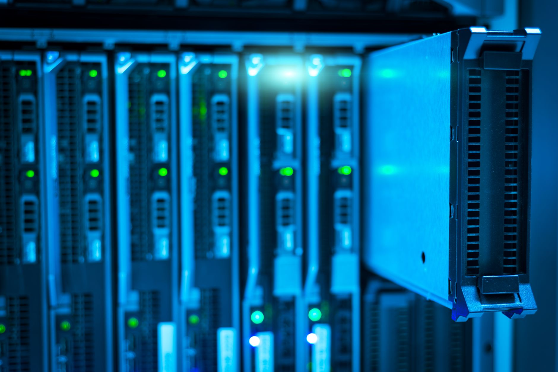 VPS vs Cloud Hosting: What UK Businesses Need to Know in 2024