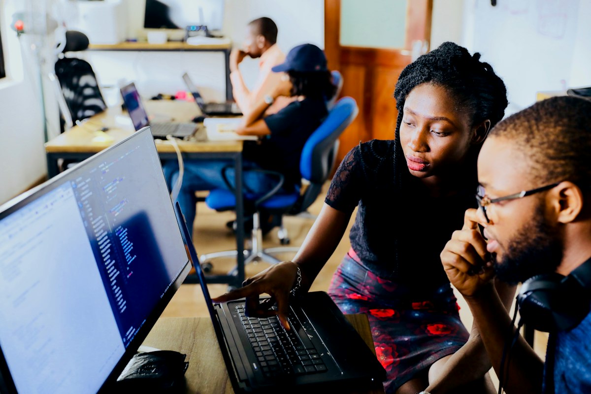 What to Expect When You Hire a Web Developer: A Practical Guide for UK Business Owners